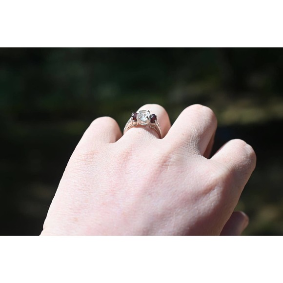 Alaskan Garnet and Lake county diamond engagement ring .925 sterling sil… - Picture 3 of 4